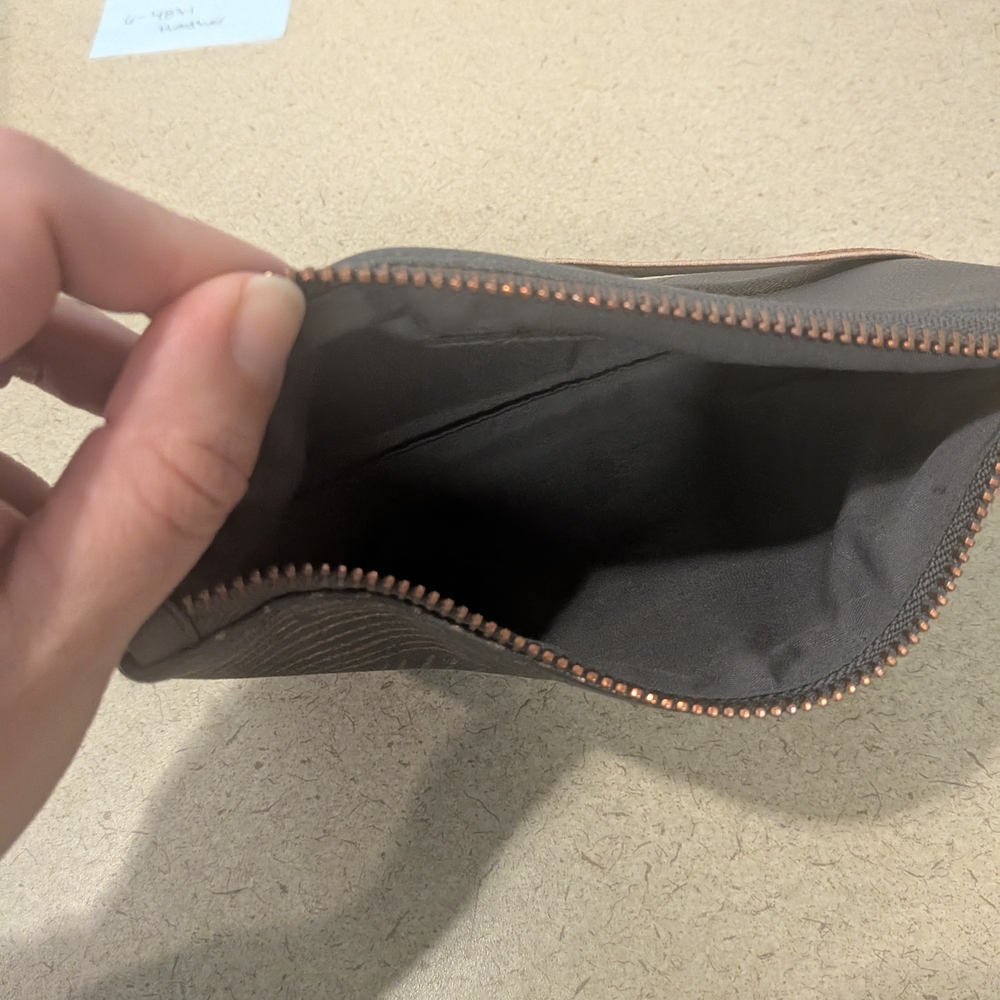 Geometric Patterned Pouch - Picture 3 of 3